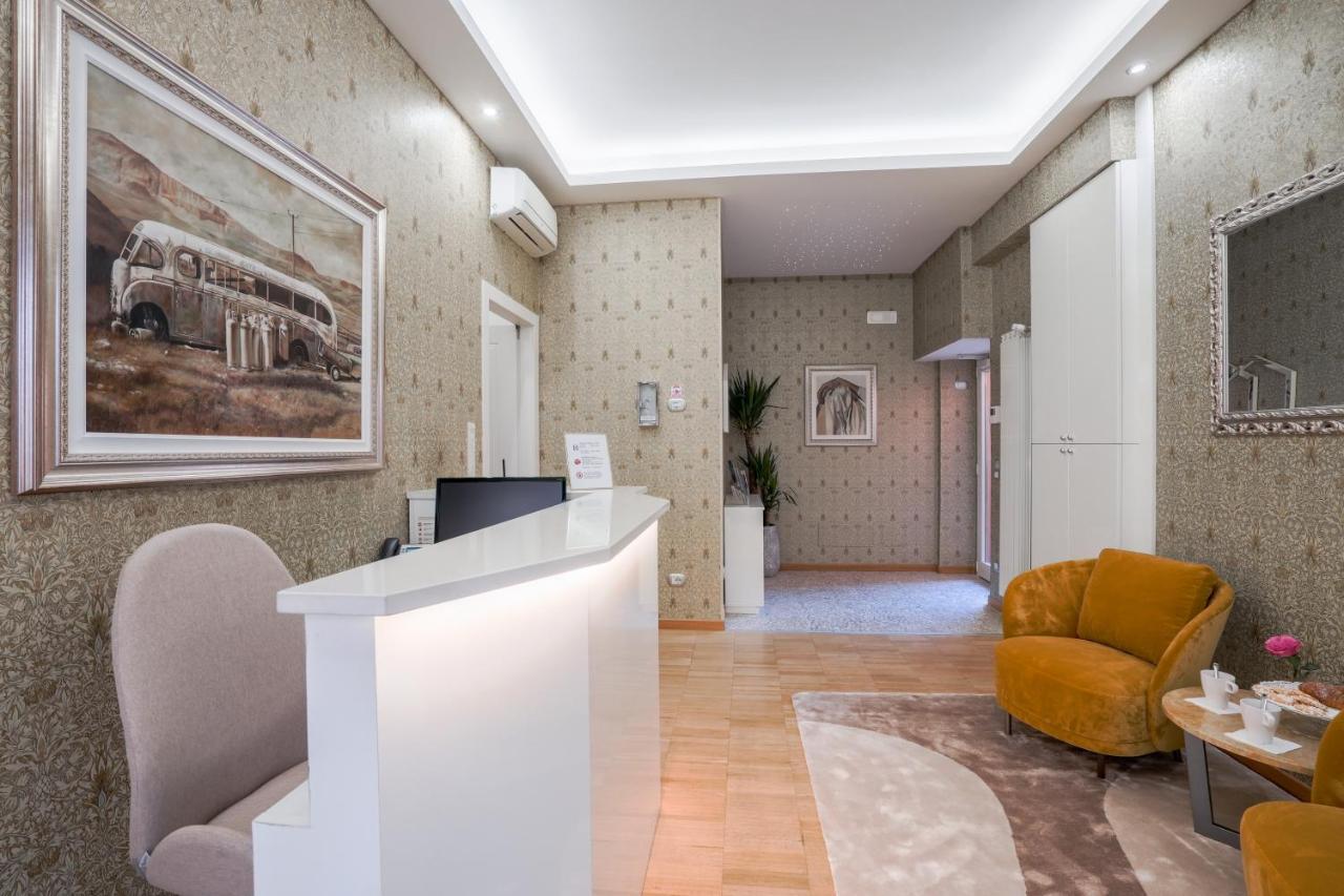 Monza City Rooms & Studios Екстер'єр фото