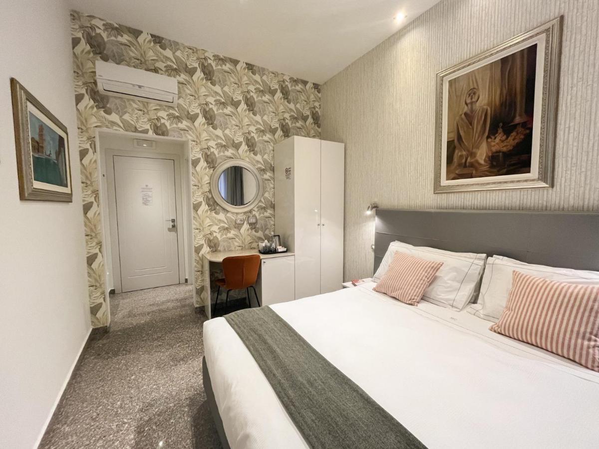 Monza City Rooms & Studios Екстер'єр фото