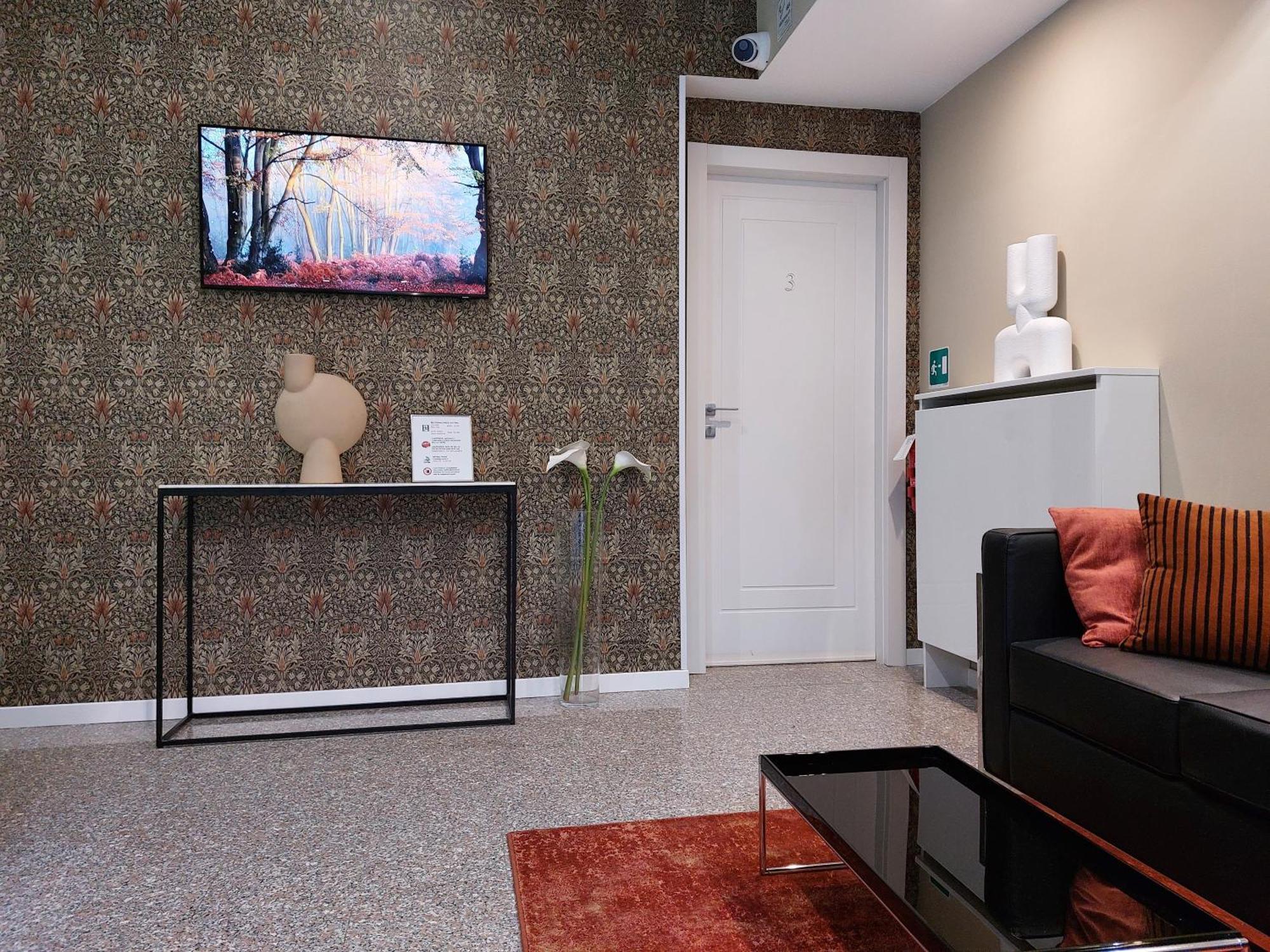 Monza City Rooms & Studios Екстер'єр фото