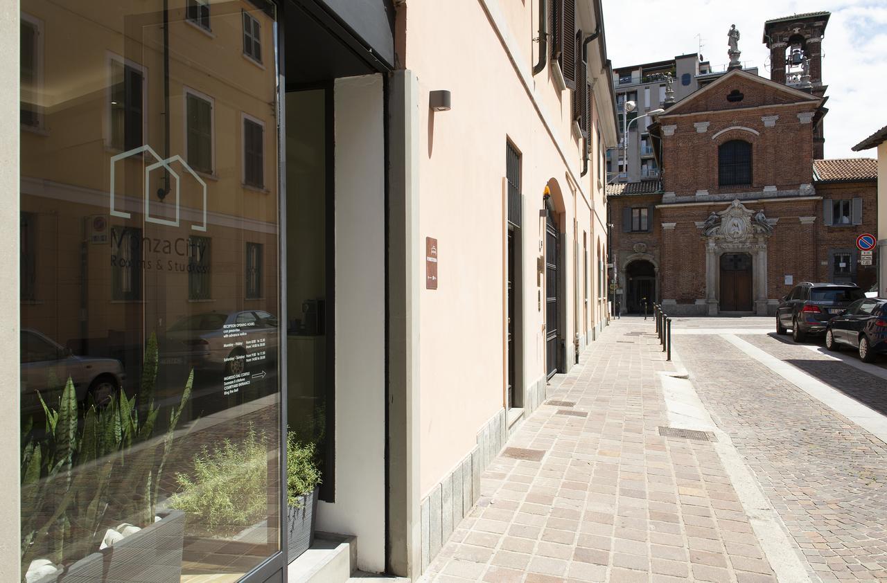 Monza City Rooms & Studios Екстер'єр фото