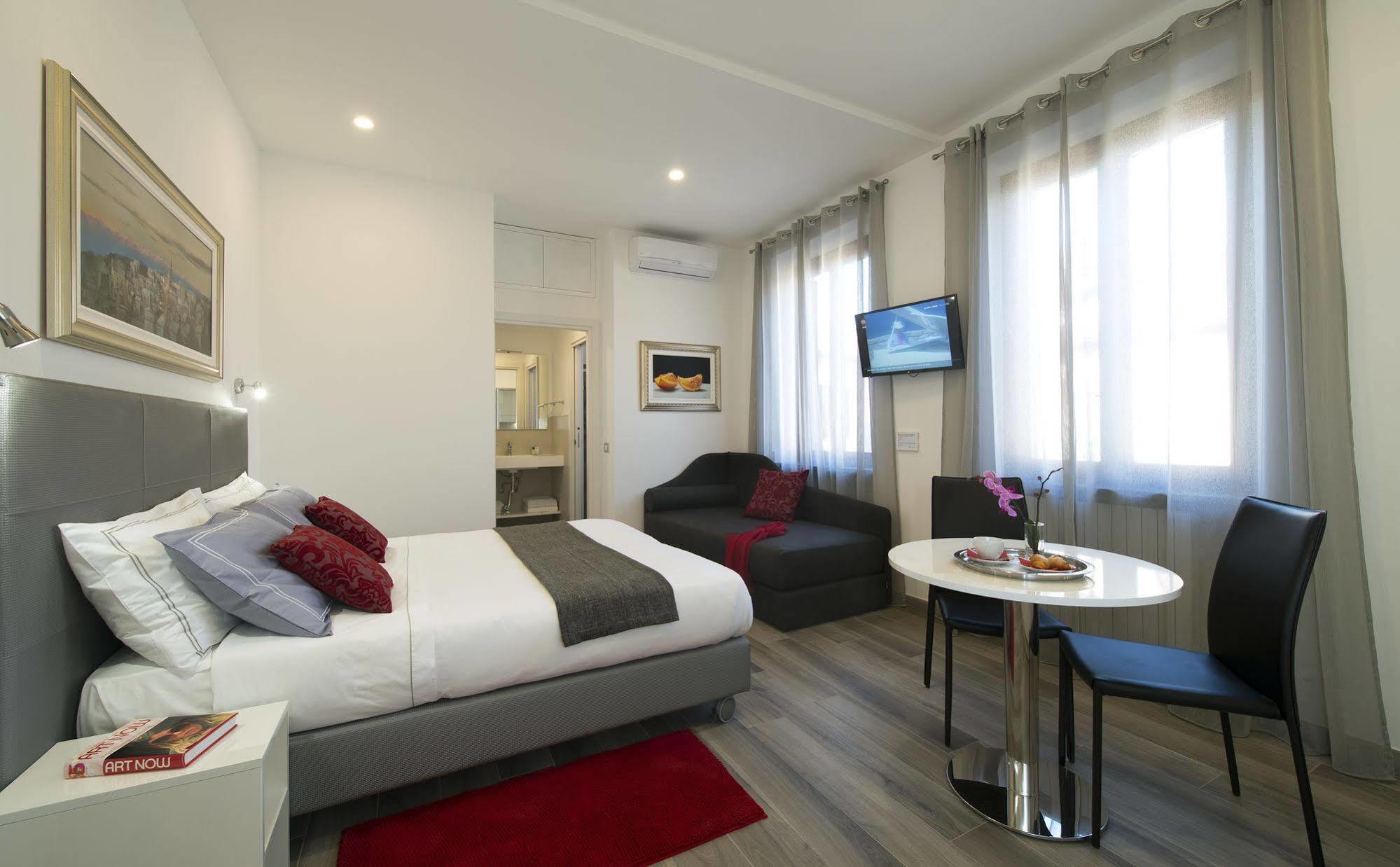 Monza City Rooms & Studios Екстер'єр фото